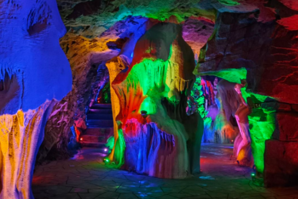 Underground River Dragon Palace